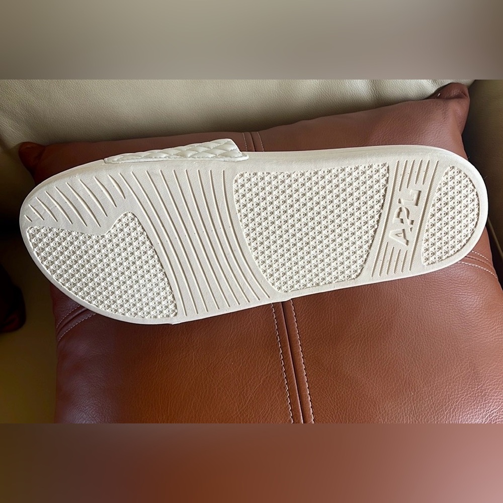 NIB APL MENS LUXURY PRISTINE WHITE LUSSO SLIDES SIZE 14 - Picture 4 of 9